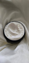 Load image into Gallery viewer, Lavender Aromatherapy Whipped Body Butter
