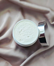 Load image into Gallery viewer, Cremè Brûlée Artisan Whipped Body Butter
