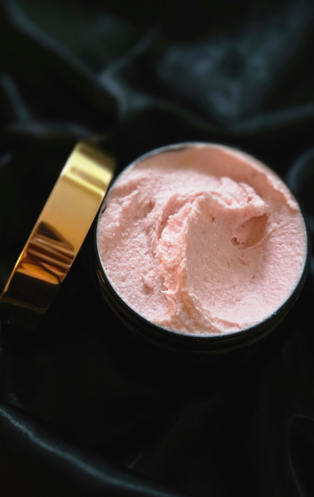 Rosehip + Jasmine Foaming Sugar Scrub / Great for all skin types